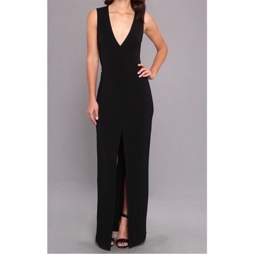 Tart Black Sleeveless Dress - Picture 2 of 3